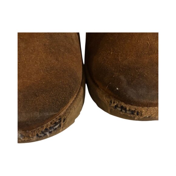 Girls size 12 Uggs shoes winter shoes - Picture 4 of 6